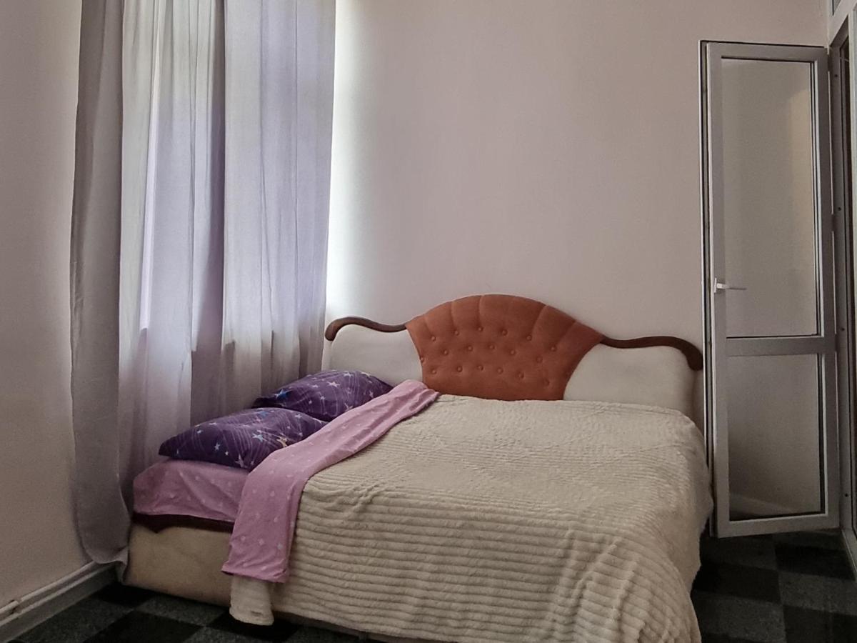 Затишна Квартира В Центрі Міста Ternopil Dış mekan fotoğraf